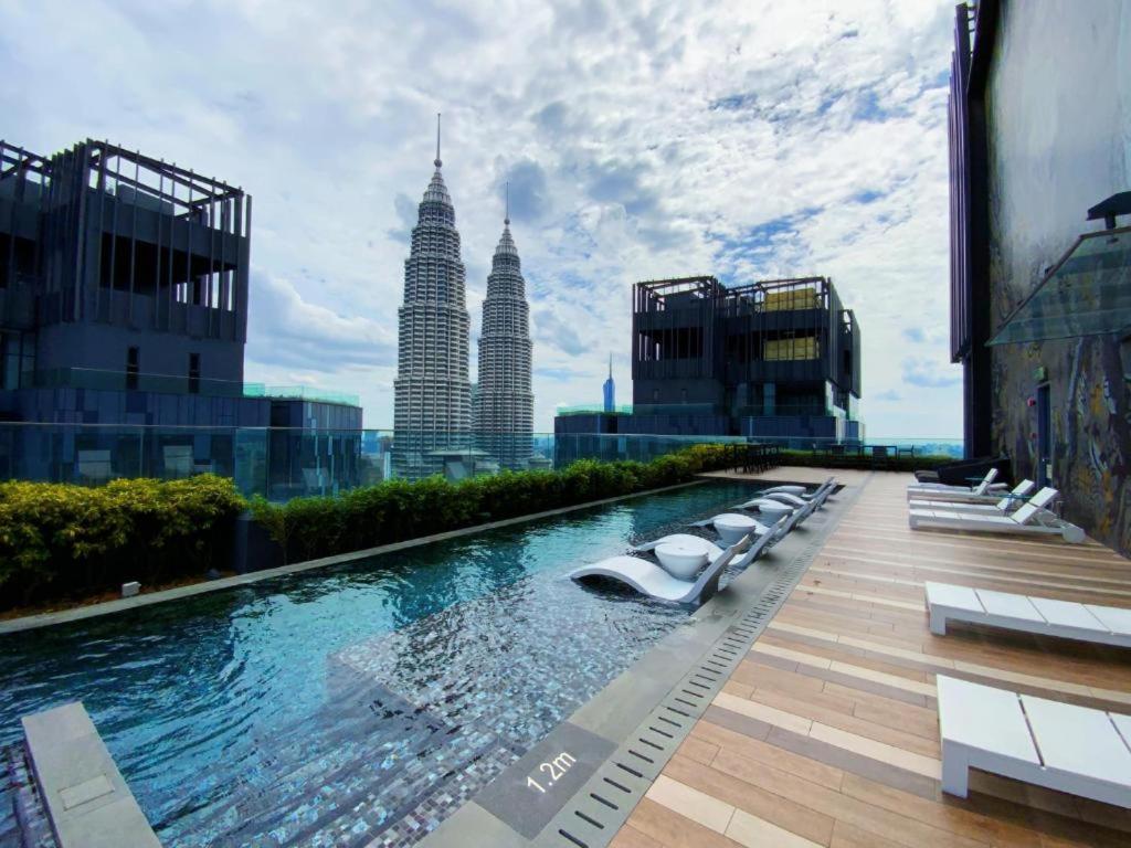 Star Holiday Sky Pool Klcc Κουάλα Λουμπούρ Εξωτερικό φωτογραφία