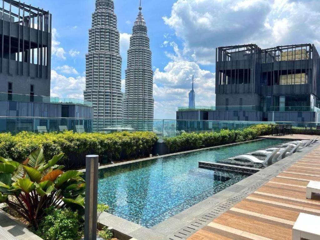 Star Holiday Sky Pool Klcc Κουάλα Λουμπούρ Εξωτερικό φωτογραφία