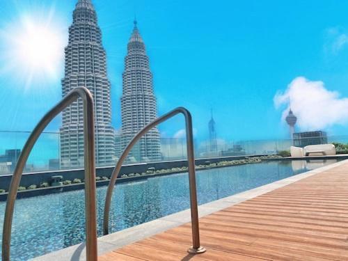 Star Holiday Sky Pool Klcc Κουάλα Λουμπούρ Εξωτερικό φωτογραφία