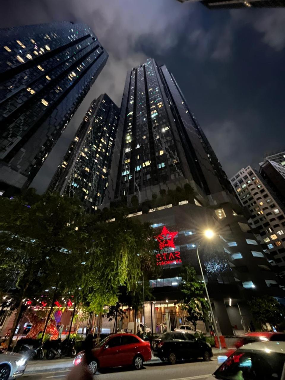 Star Holiday Sky Pool Klcc Κουάλα Λουμπούρ Εξωτερικό φωτογραφία